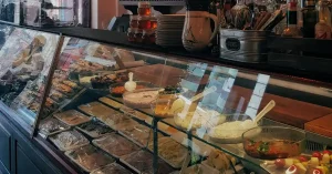 Restaurateur Offers $10M To Save Carnegie Deli