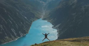 People Who Spend Money On Experiences Instead Of Things Are Much Happier