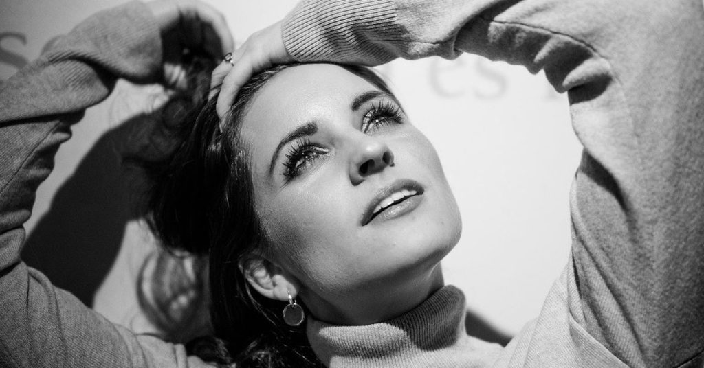 8 Special Signs Of A High Quality Woman