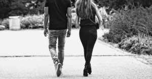 8 Behaviors That Show Your Guy Has Lost Interest In You