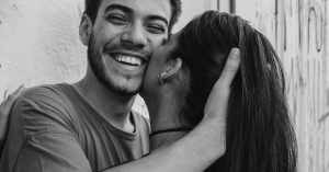 4 Types Of Synchronistic Connections Which Prove That We Don’t Meet Anyone By Coincidence