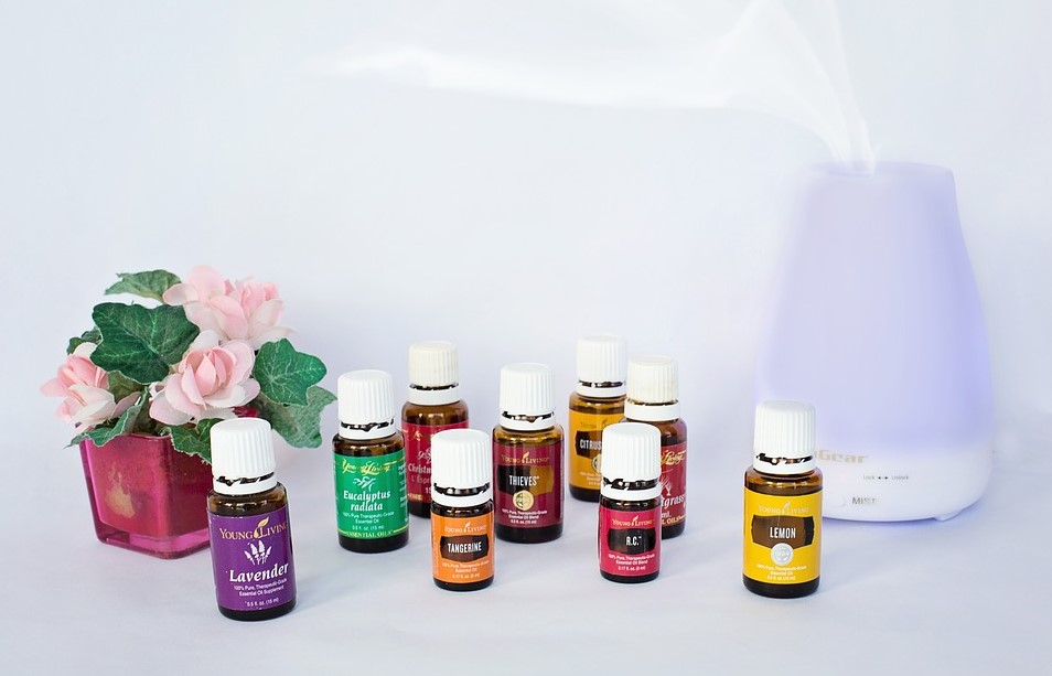 How Long Do Essential Oils Last? A Guide to Essential Oils for Newbies