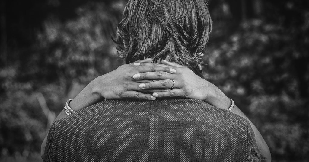 8 Red Flags It’s Time To Put An End To Your Relationship