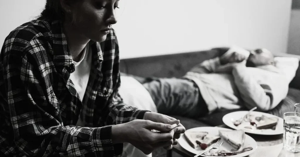 Here’s How Negative Childhood Experiences May Affect Adult Relationships