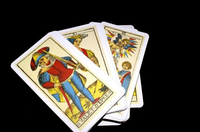 questions to ask tarot cards about love