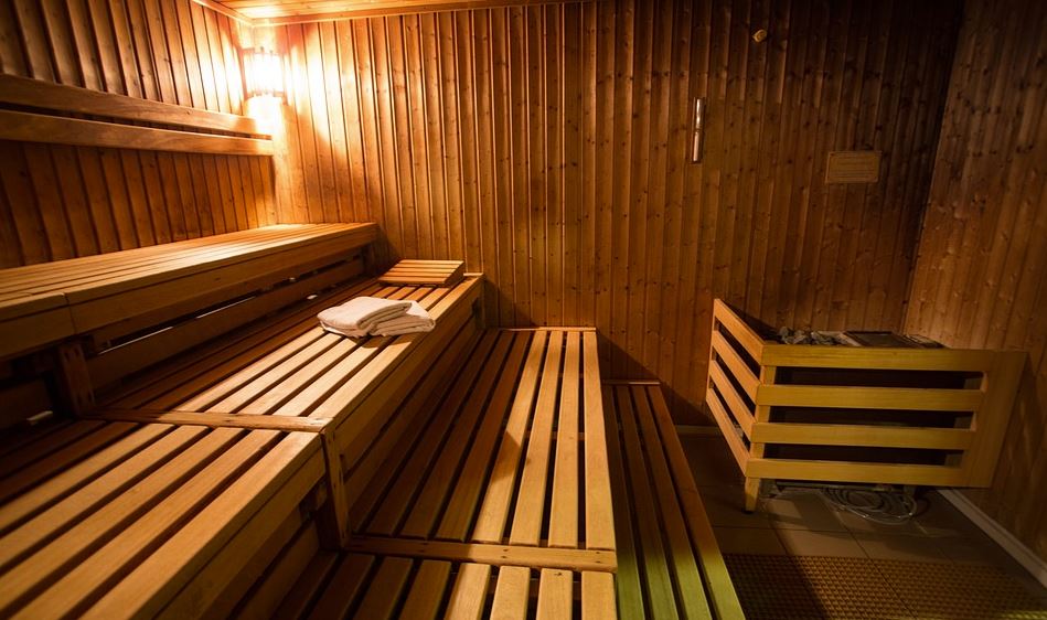 Benefits Of Sauna Bathing Curious Mind Magazine