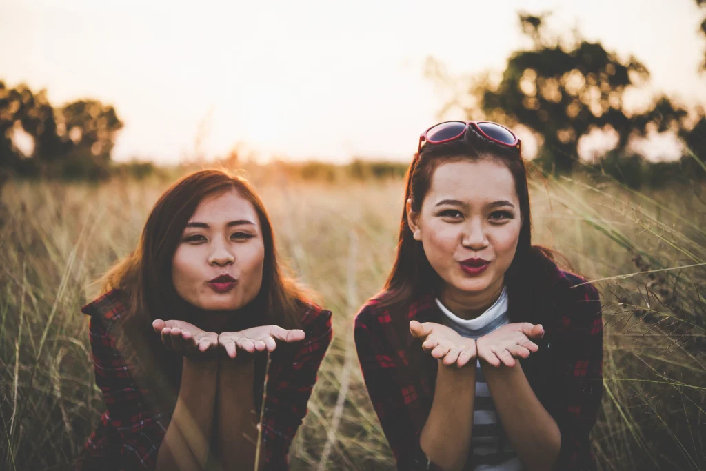 5 Distinct Signs You’ve Found Yourself A Real, Faithful Friend