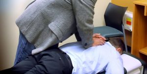 How to Get Rid of a Pinched Nerve With the Help of a Chiropractor