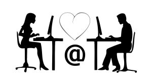 Why you need to try chat lines: 5 reasons a chat line is better than online dating