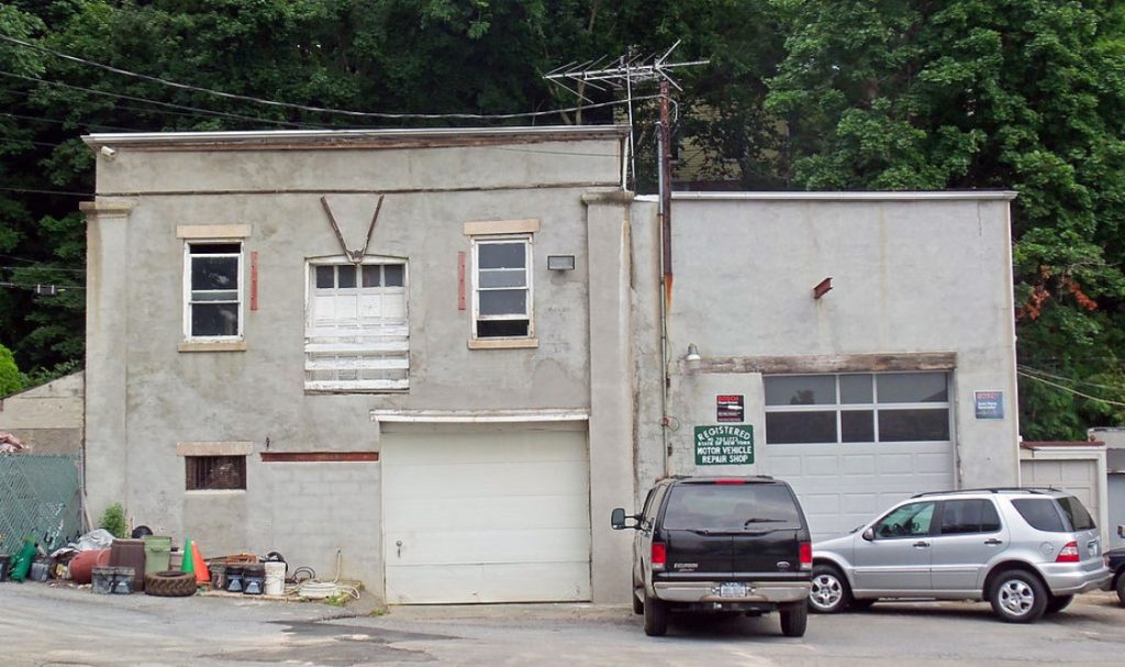 Reasons You May Need a Home Foundation Repair Specialist