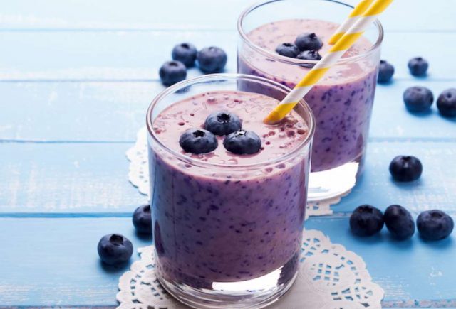 blueberry smoothie