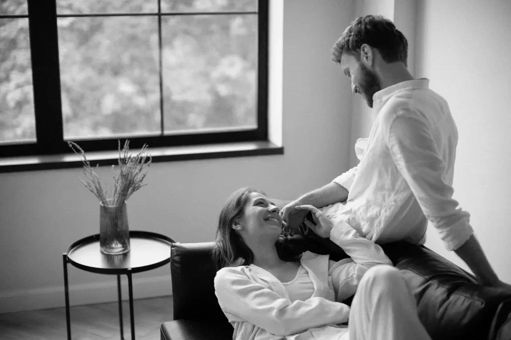 8 Most Common And Effective Couple Therapy Techniques For A Struggling Relationship