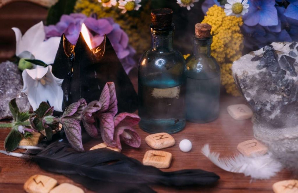 POWERFUL LOVE SPELL: BILLIONS OF POSSIBILITIES UNKNOWN TO YOU