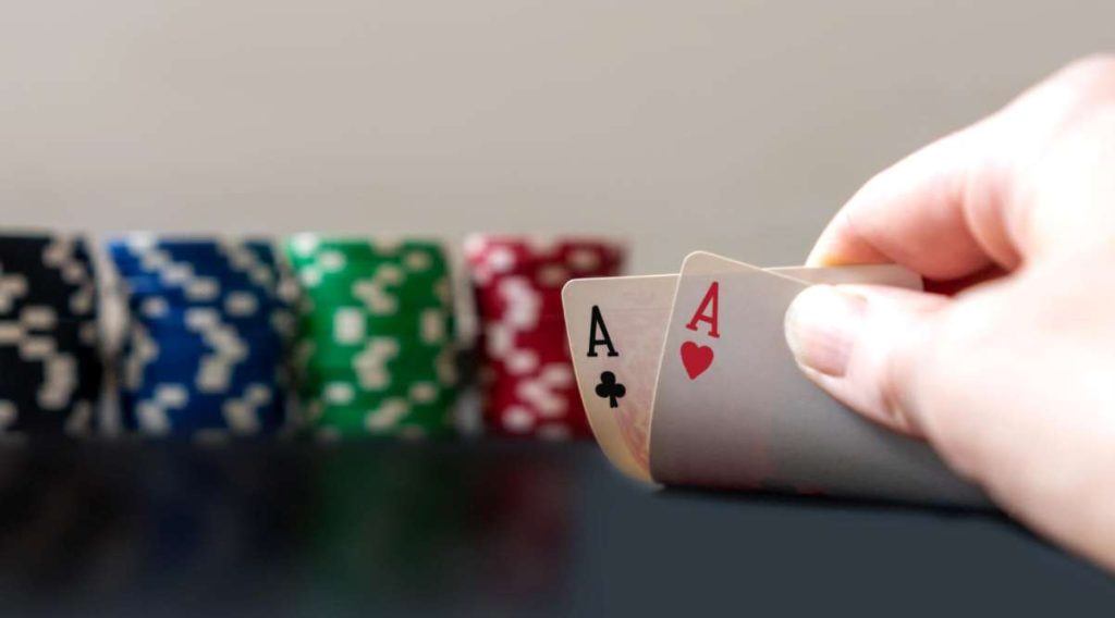 Baccarat vs Blackjack: Which Card Game Is Best?