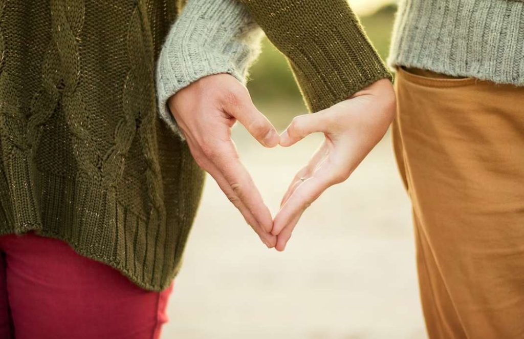 Creating a Positive Space for Communicating in Couples Therapy