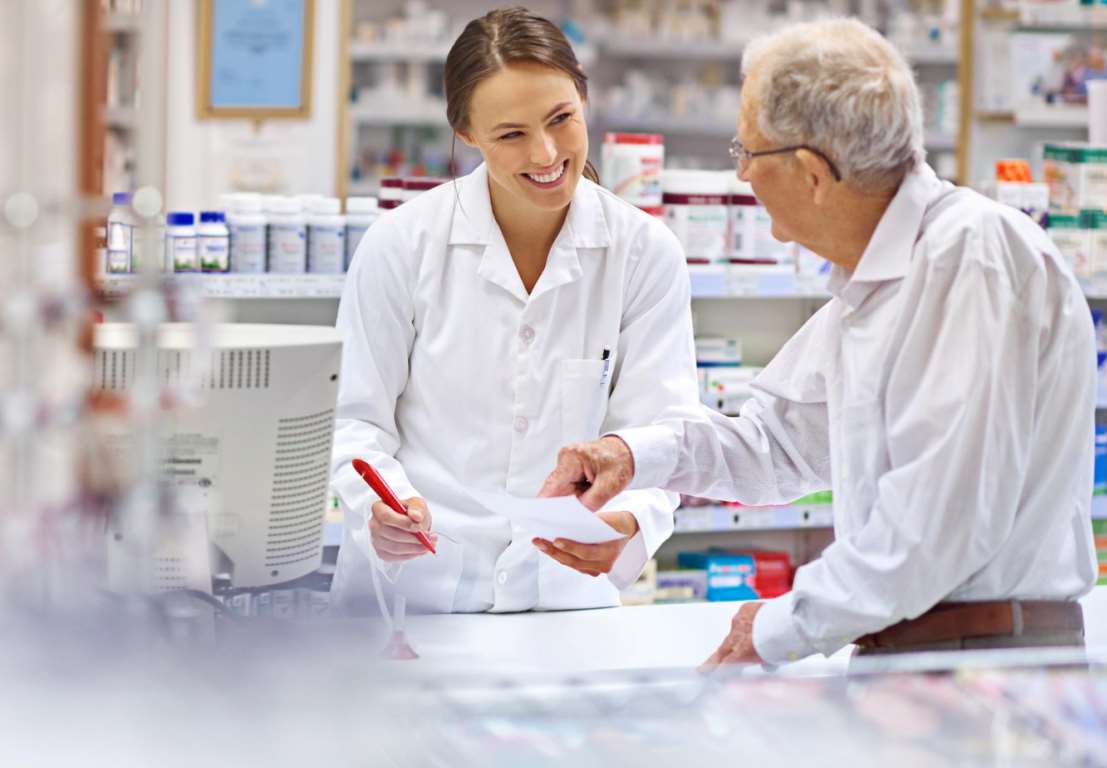 The Ultimate Guide to Becoming a Successful Pharmacy Technician: Tips From the Pros