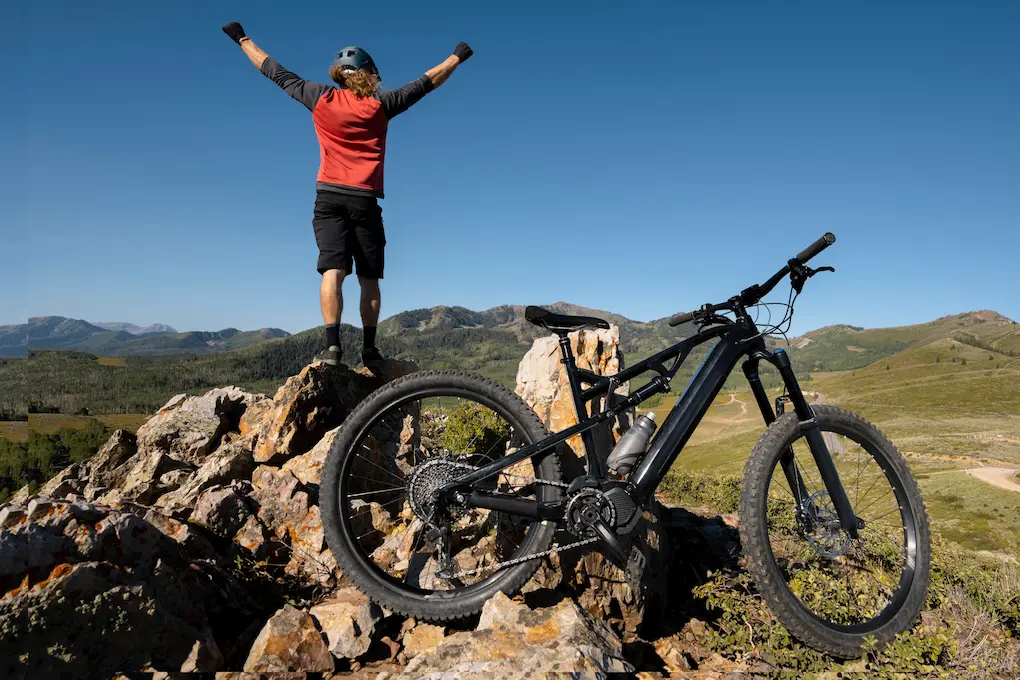 Mountain Biking: 4 Tips to Enjoy a Safe Off-Road Adventure 