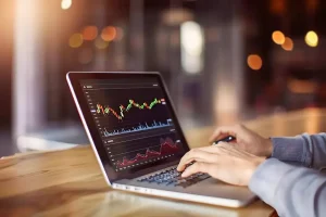 3 Must-Know Technical Indicators for Forex Traders
