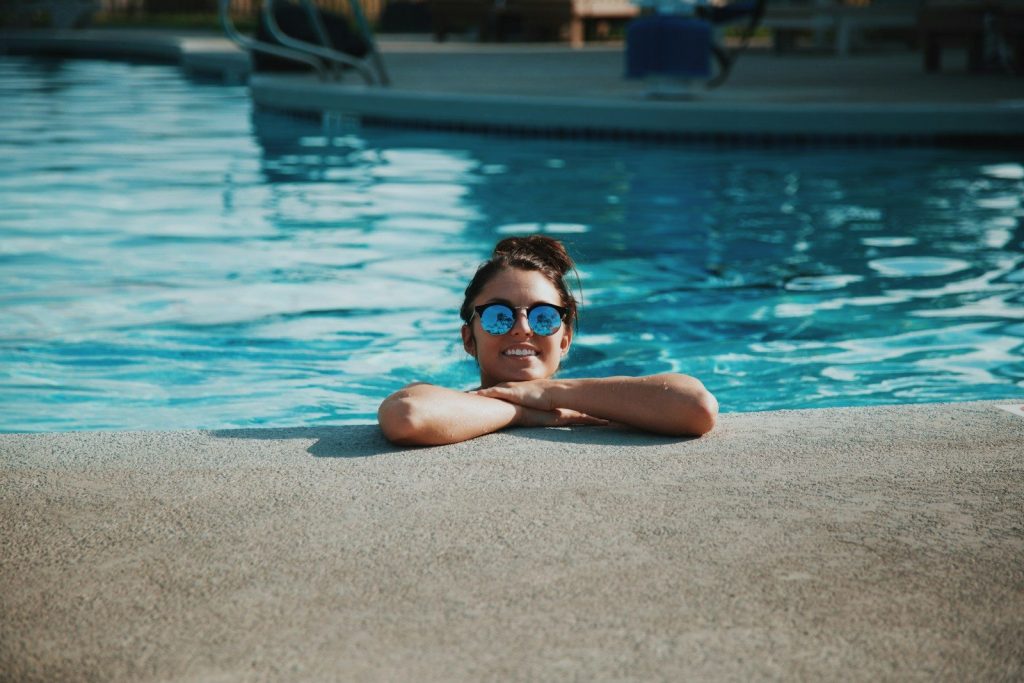 How to Prevent Bacteria From Growing in Warm Pool Water