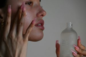 Beyond the Surface: Intelligent Skincare and Modern Longevity